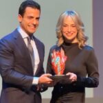 Silvia Tcherassi recibe en Madrid el Premio de la Hispanidad por su trayectoria en la moda